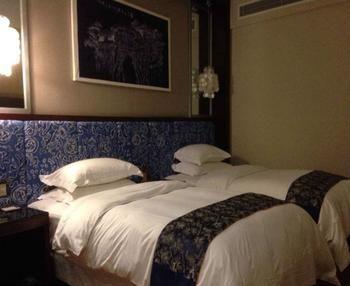 Miaozu Buyi Hotel Fenghuang Luaran gambar
